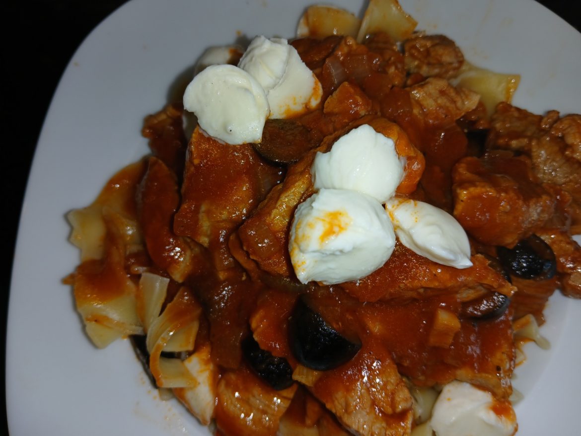 Mediterraner Nudeltopf